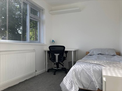 Room in a Shared House, Fourth Avenue, B29