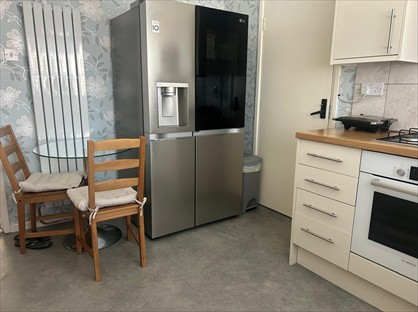 Room in a Shared House, Fourth Avenue, B29