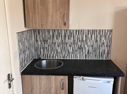 Studio Flat, Lower Road, DA17