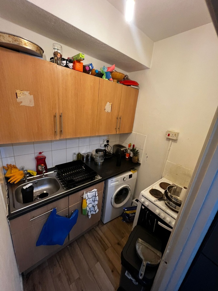 Additional image 8 of Studio Flat, Alcester Road, B13, N1 7GU