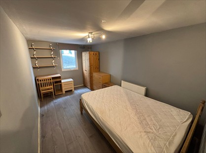 Room in a Shared House, Barchester Close, UB8