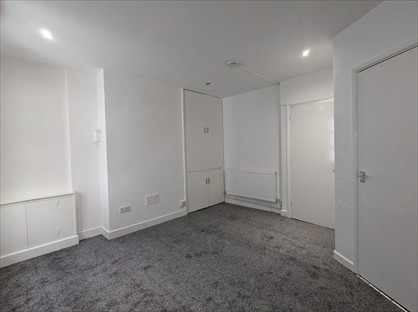 1 Bed Flat, North Sherwood Street, NG1