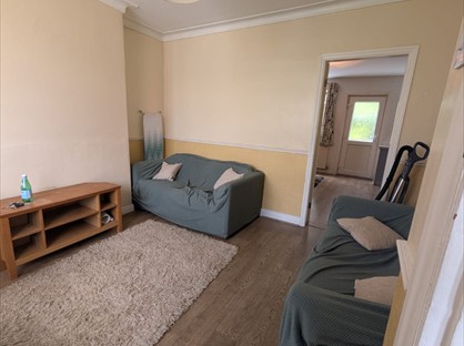 3 Bed Semi-Detached House, Kelso Gardens, LS2