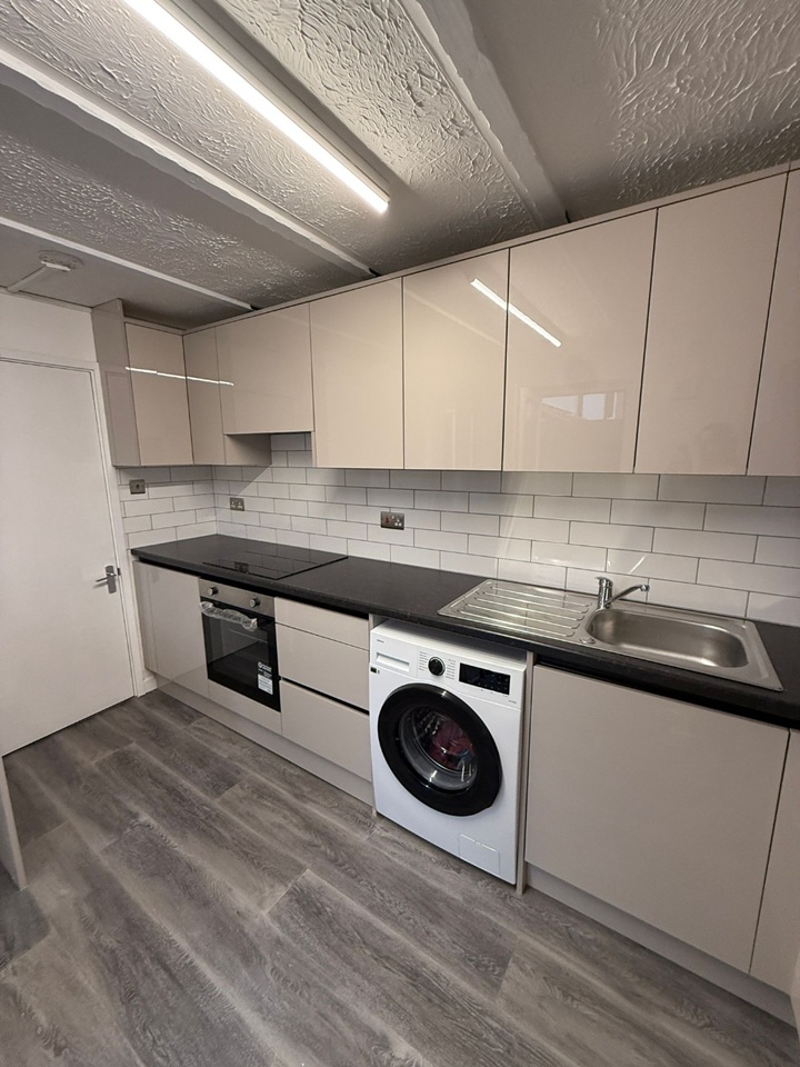 Room in a Shared House, Snowdon Road, BS16