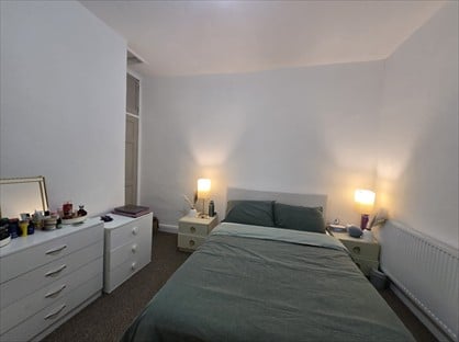 2 Bed Terraced House, Alldis Street, SK2