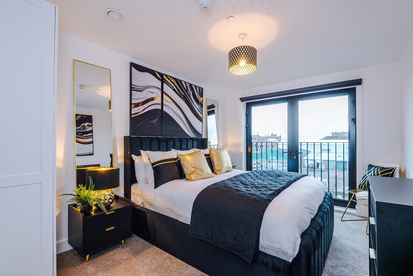 2 Bed Flat, Bastion Point, L3