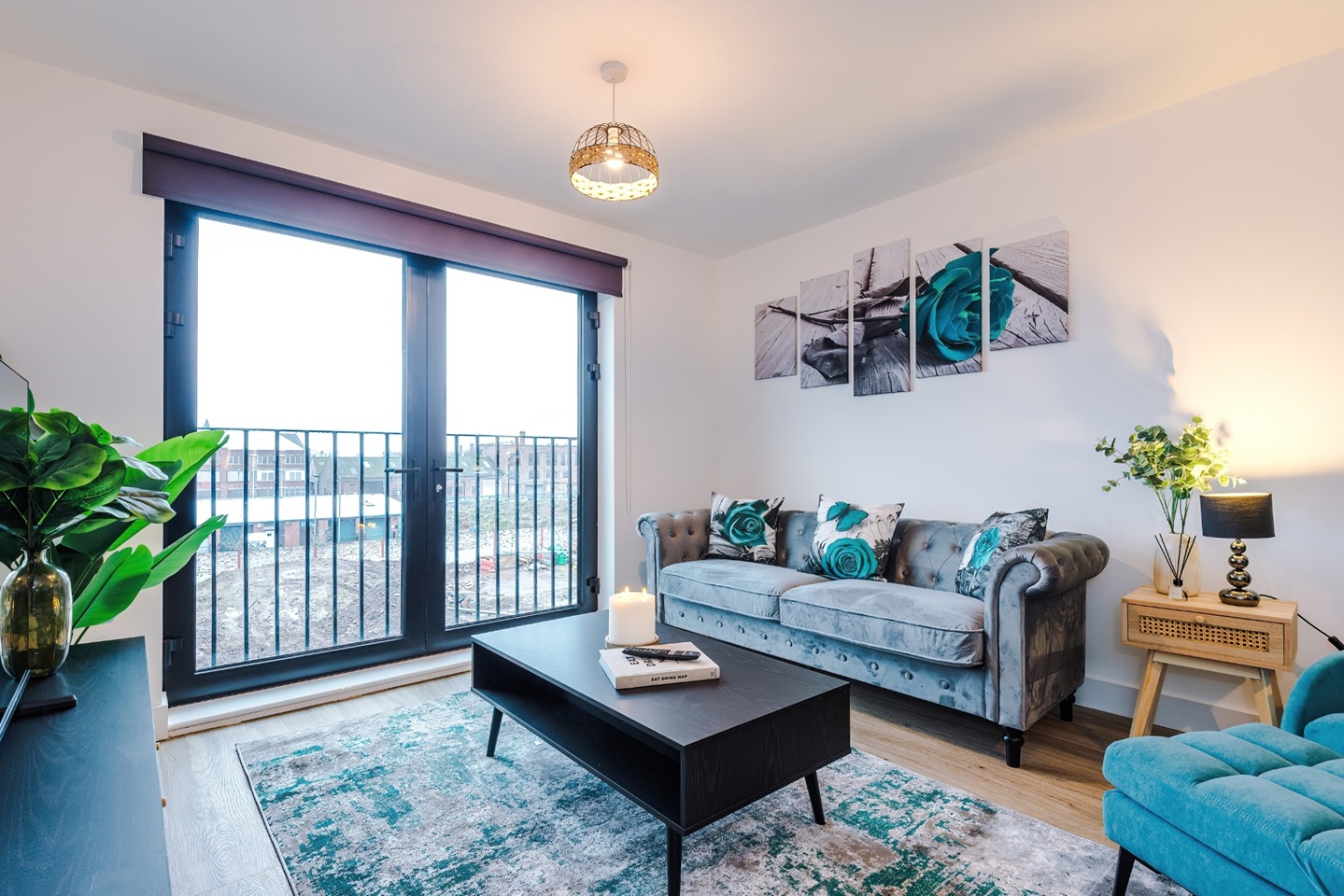 2 Bed Flat, Bastion Point, L3 photo 5