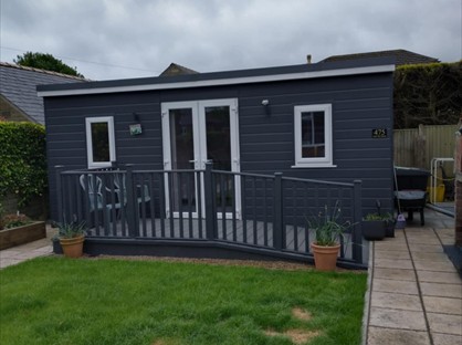 Studio Flat, Salendine Nook, HD3