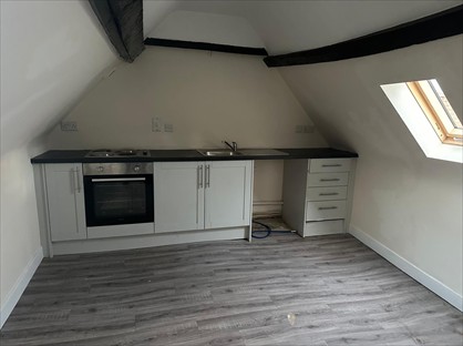 1 Bed Flat, Cambridge Street, NN8