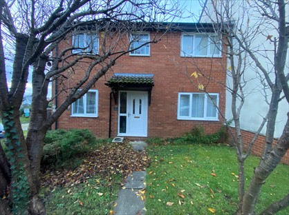 2 Bed End Terrace, Stone Manor Court, GL5