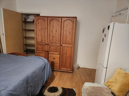 Room in a Shared Flat, Openshaw Road, SE2