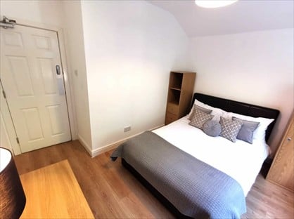 Room in a Shared House, Gillott Road, B16