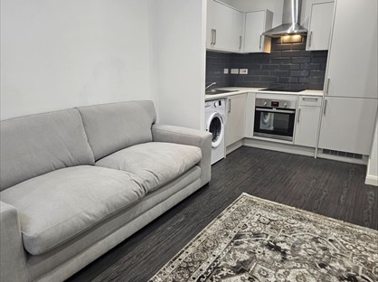 1 Bed Flat, Bradford, BD1