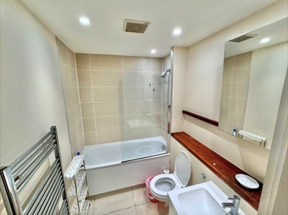 5 Bed Detached House, Oswald's Mead, E9