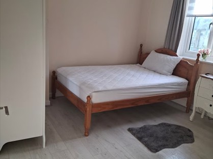 Room in a Shared House, Crossway, RM8