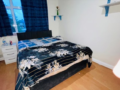 Room in a Shared House, Star Road, UB10