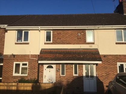 3 Bed Flat, Castle Close, DT1