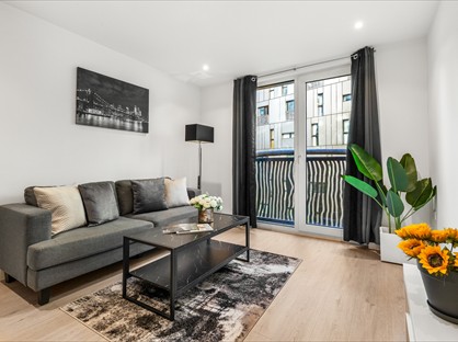 1 Bed Flat, Woods House, SW1W