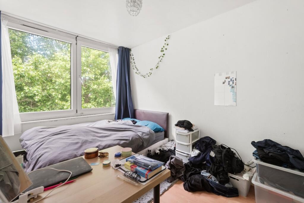 4 Bed Flat, Kinross House, N1 photo 5