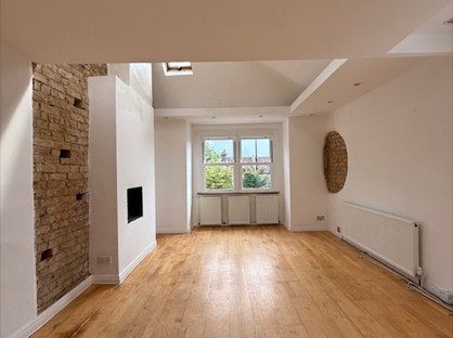 2 Bed Flat, Adelaide Ave, SE4
