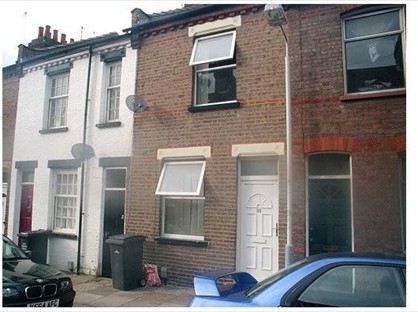 2 Bed Terraced House, Cowper St, LU1