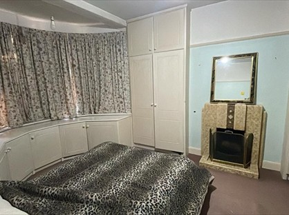 Room in a Shared House, Vaughan Gardens, IG1
