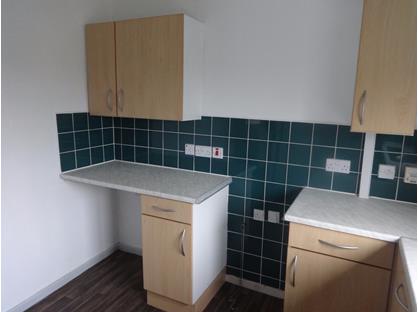 1 Bed Flat, Halifax Rd, WF17