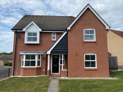 4 Bed Detached House, Jermyn Avenue, IP32