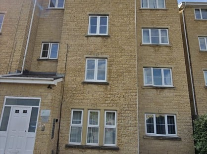2 Bed Flat, Straight Mile Court, BB11