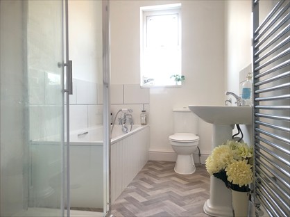 4 Bed Detached House, Love Lane, DN21