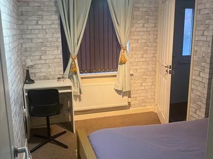 Room in a Shared House, Rowan Tree Road, OL8