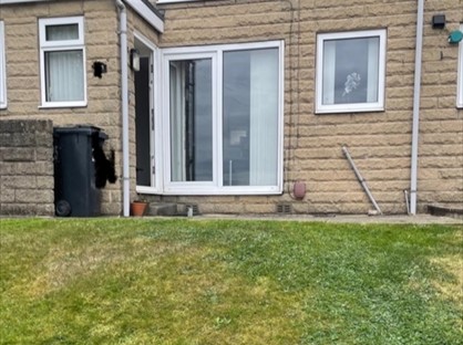 1 Bed Flat, The Laurels, WF12