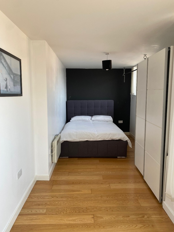 1 Bed Flat, Malthouse Apartments, E1 photo 5