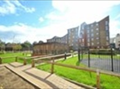 Studio Flat, City House, CR0