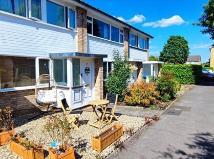 3 Bed Terraced House, Bedster Gardens, KT8