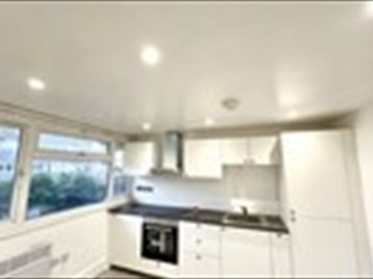 1 Bed Flat, Hindhead Gardens, UB5