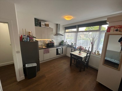 Studio Flat, Rubens House, N3