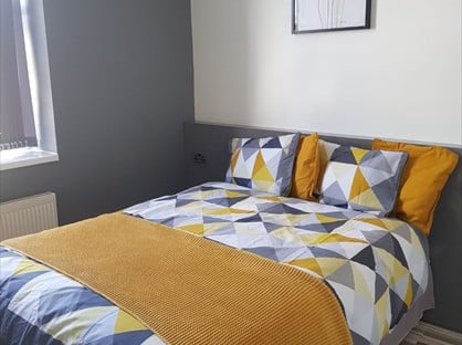 Room in a Shared House, Burnley Lane, OL9