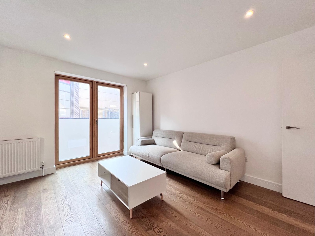 2 Bed Flat, Electric Lane, SW9 photo 4