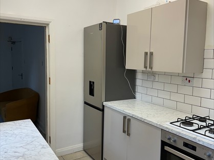 4 Bed Terraced House, Coronation Street, M5