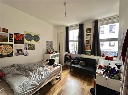 Studio Flat, White Church Lane, E1