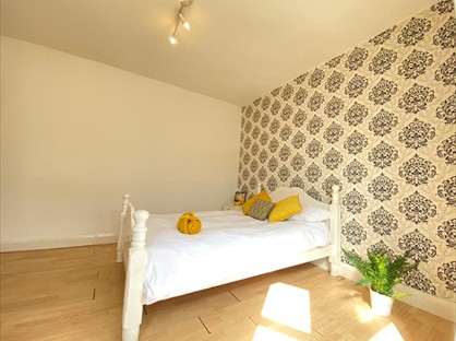 Room in a Shared House, Embleton Road, SE13