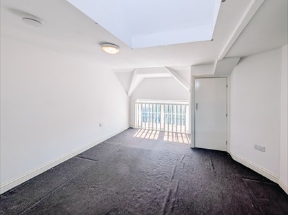 1 Bed Flat, Whitton Road, TW3