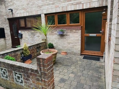 2 Bed Terraced House, Chalk End, SS13