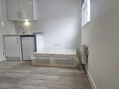 Studio Flat, Newlands Park, SE26