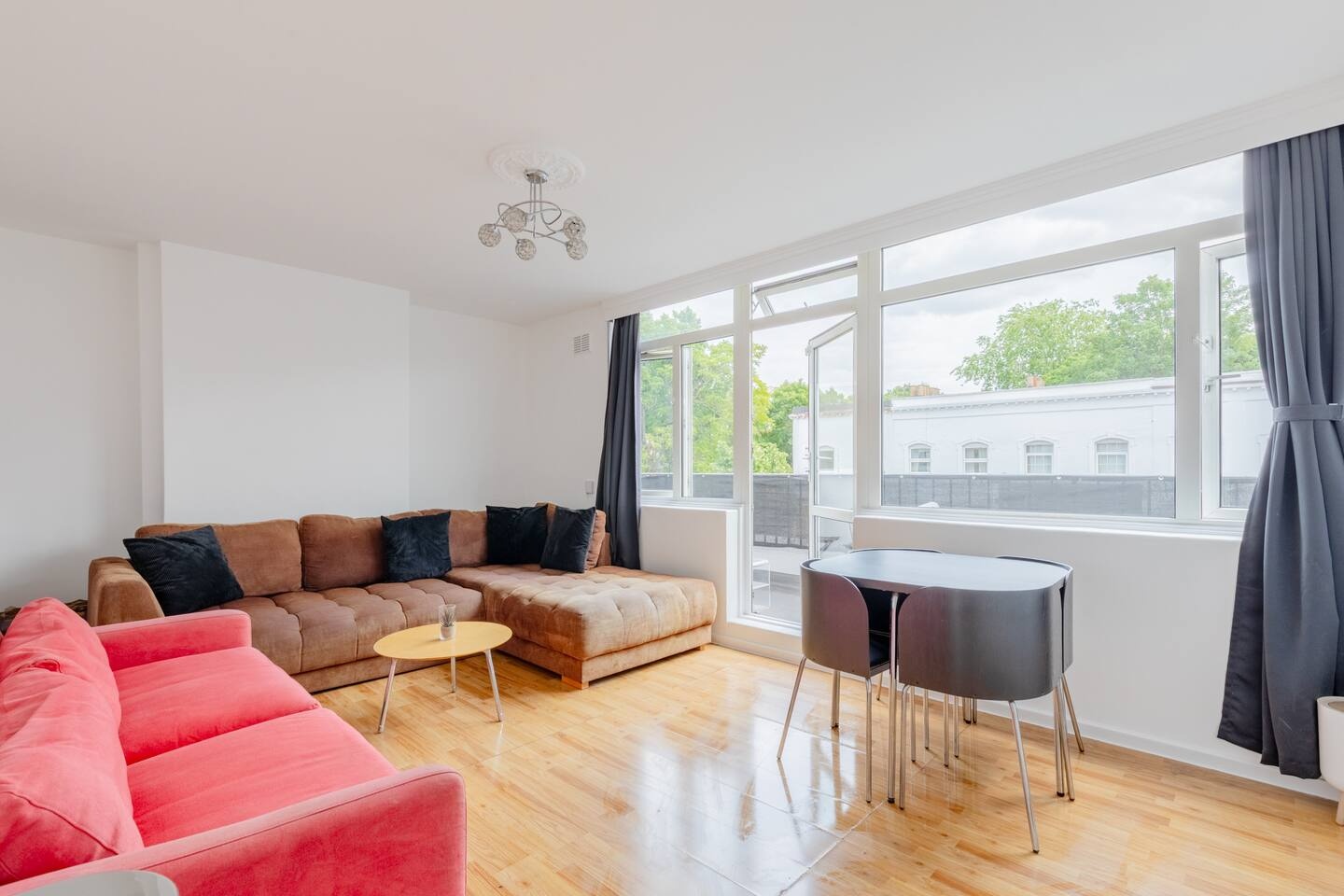 3 Bed Maisonette, Fowler House, SW8, N1 7GU