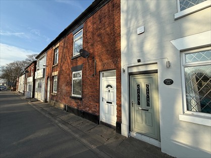 2 Bed Terraced House, London Rd, SK7