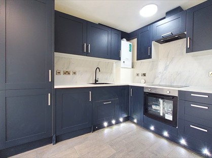 3 Bed Flat, Lancaster Road, EN2