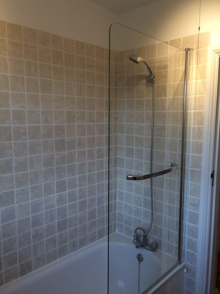 Thames Ditton 2 Bed Flat, Watts Road, KT7 To Rent Now for £1,550.00 p/m