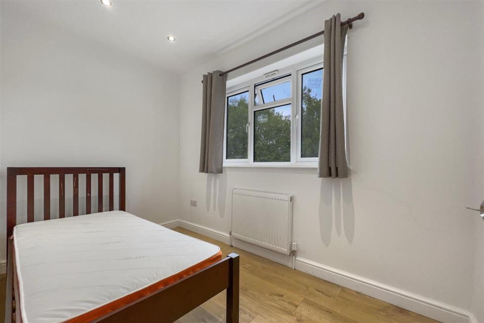 Additional image 5 of 5 Bed Terraced House, Larch Tree Avenue, CV4, N1 7GU